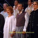 Die "Les Miserables"-Hauptdarsteller: Nina Weiss (Fantine), Patricia Nessy (Fantine), Darius Merstein-Macleod (Jean Valejan) und Chris Murray (Javert)